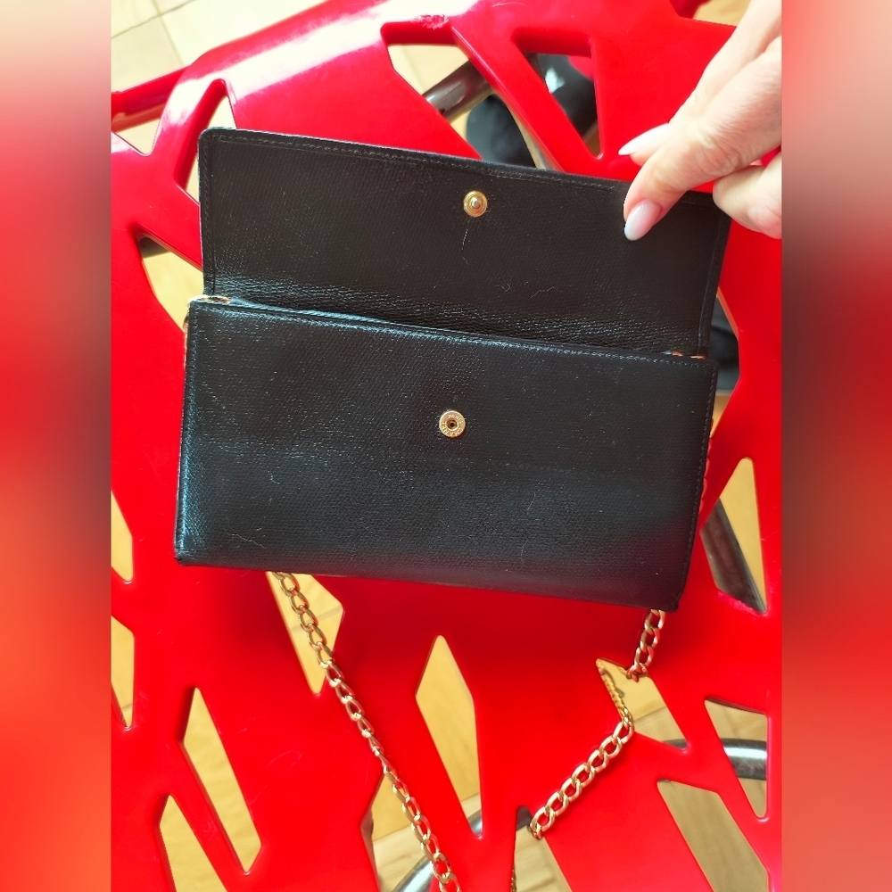 Vintage Chanel Wallet Upsycled With Unbrended Chain - Picture 13 of 16